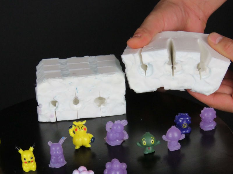 jabones de pokemon y molde de silicona