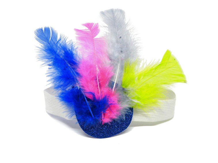 cinta elastica goma y plumas de colores para hacer tocado de plumas para carnaval