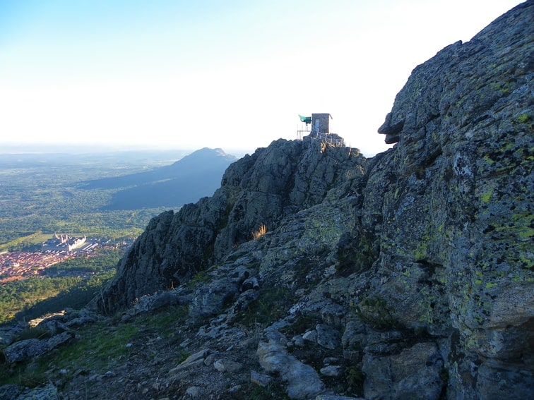 vista del monasterio de el escorial desde el pico de abantos