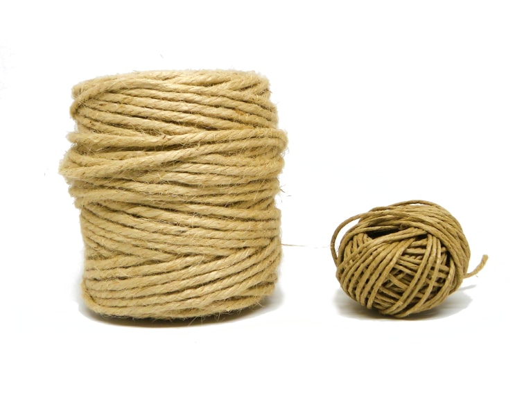 cuerda de fibras naturales de yute de distintos grosores