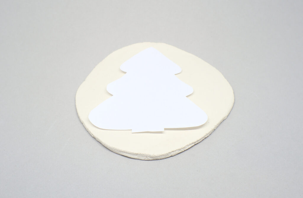 pasta para modelar expandida y plantilla de papel