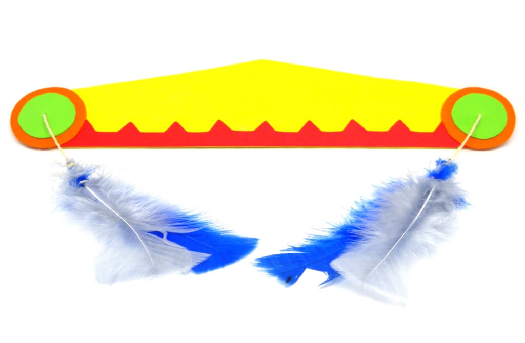 banda frontal tocado de plumas