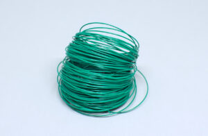 alambre de jardineria plastificado en verde