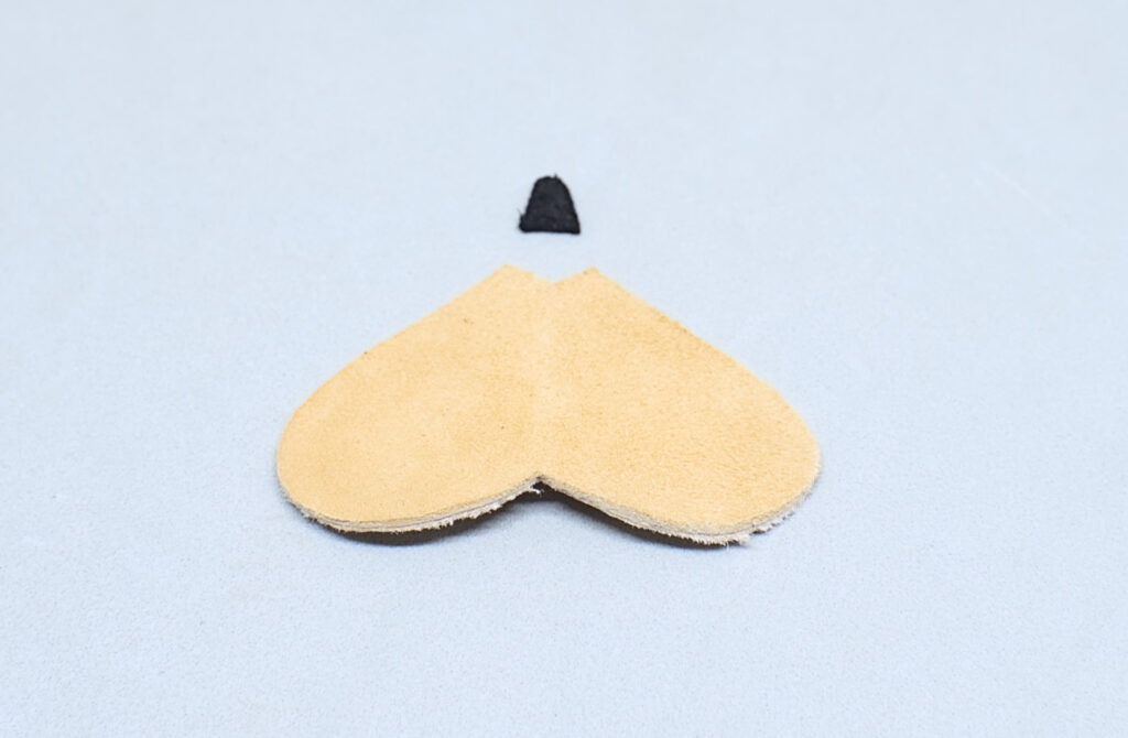 piezas de cuero para hacer miniatura de bota de vino