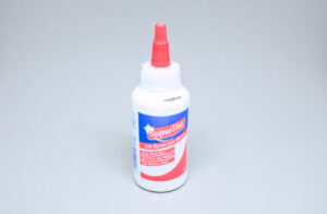 cola blanca para madera