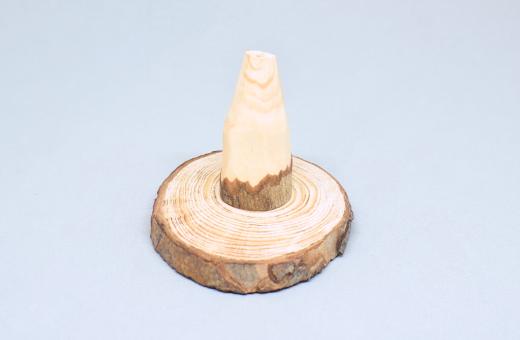 soporte de madera para anillo individual